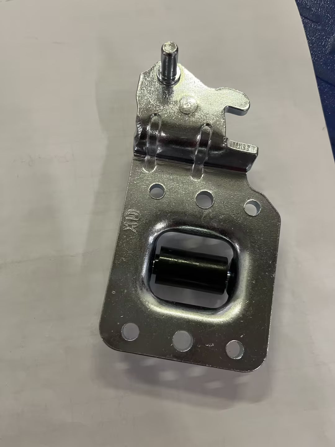 Xiaomi Refrigerator Lower right hinge Assy