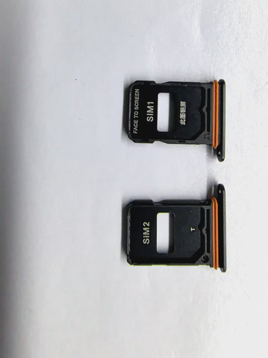 Xiaomi 17 Ultra SIM Card Tray