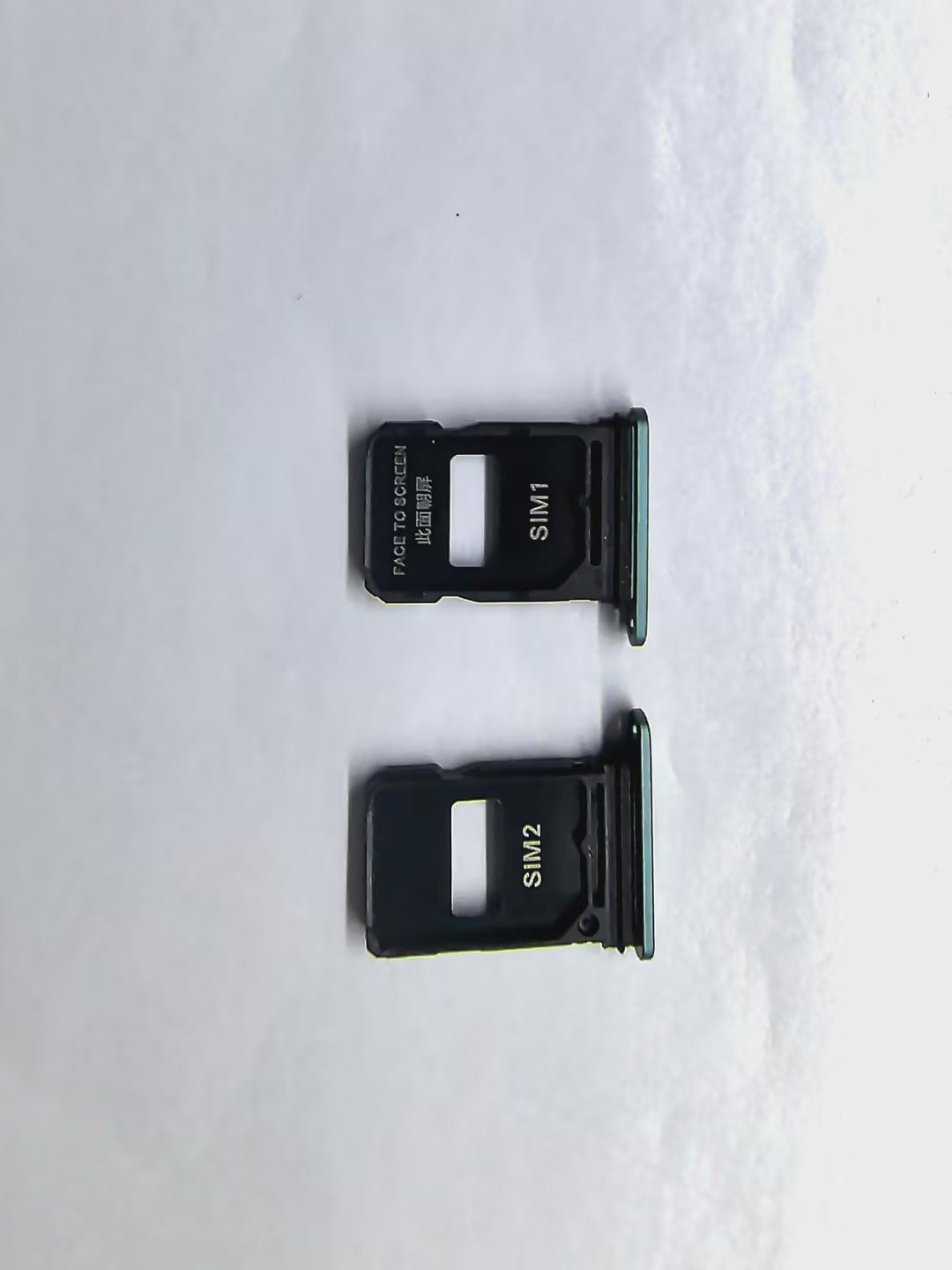 Xiaomi 17 SIM Card Tray